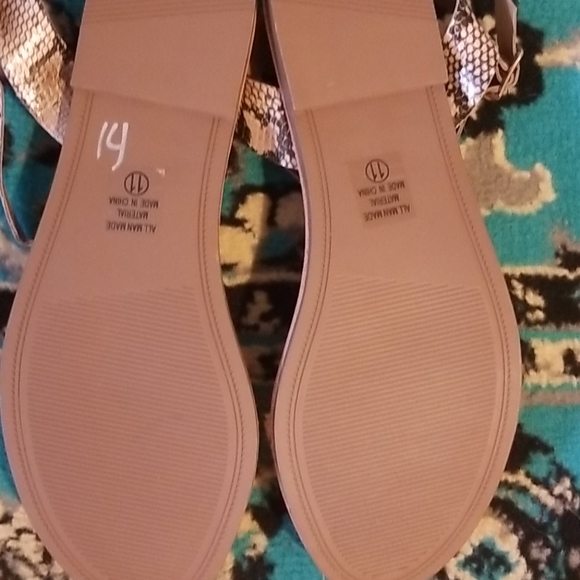 Soda snake skin sandals size 11 - Picture 3 of 3